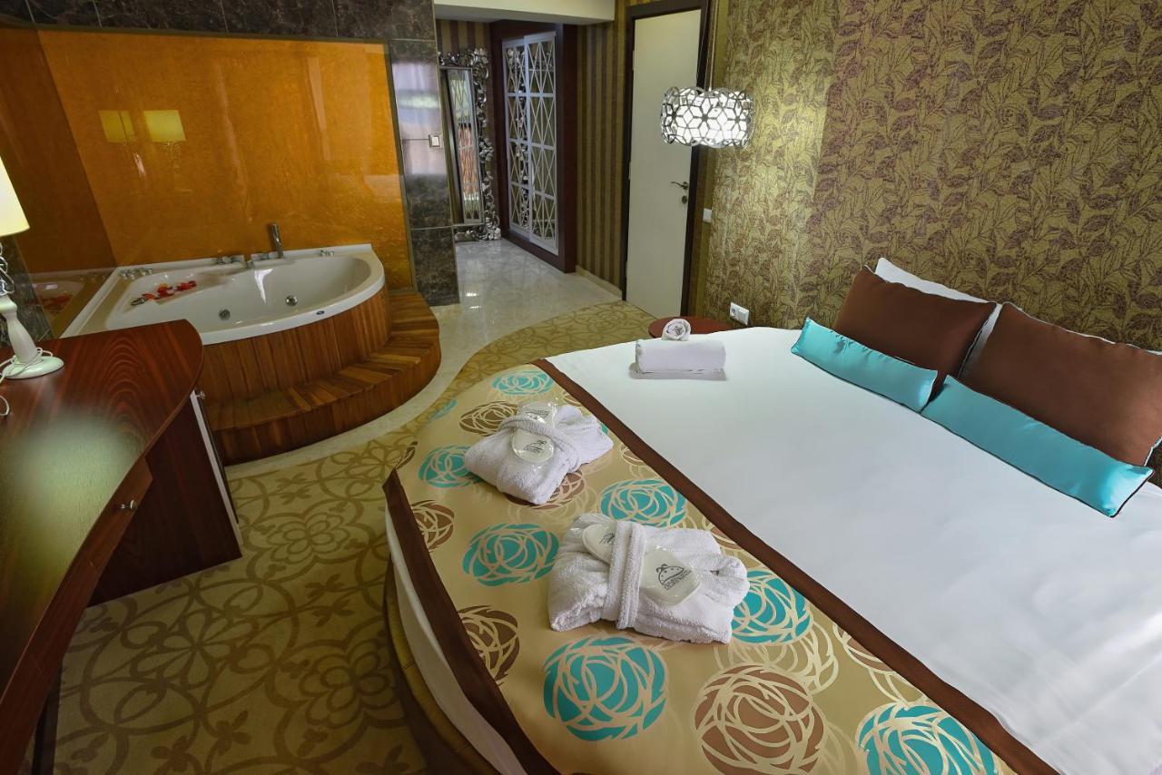 Hotel Izgrev Spa & Aquapark Струга Экстерьер фото