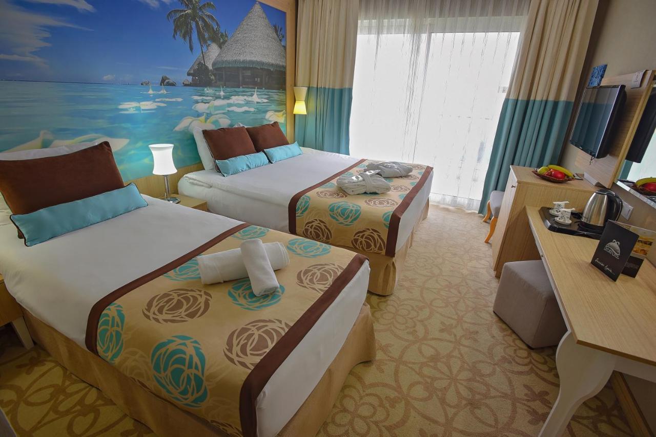 Hotel Izgrev Spa & Aquapark Струга Экстерьер фото