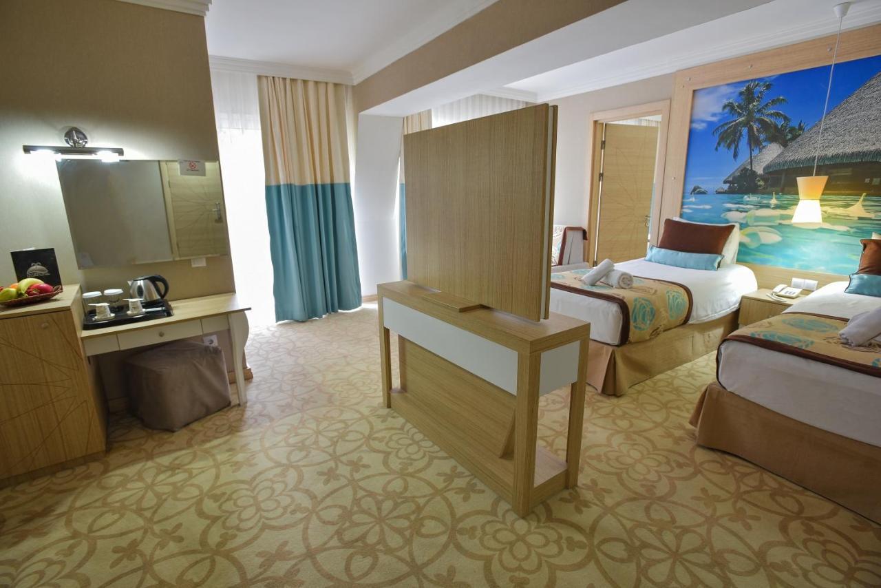 Hotel Izgrev Spa & Aquapark Струга Экстерьер фото