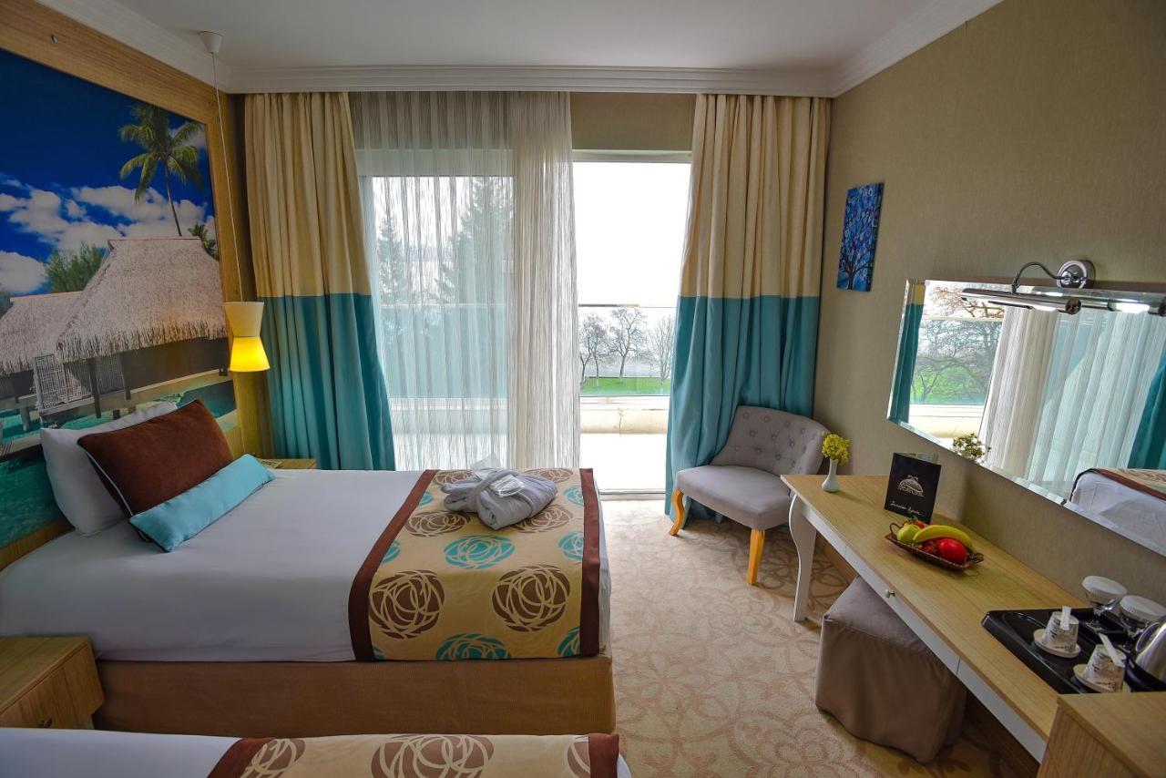 Hotel Izgrev Spa & Aquapark Струга Экстерьер фото