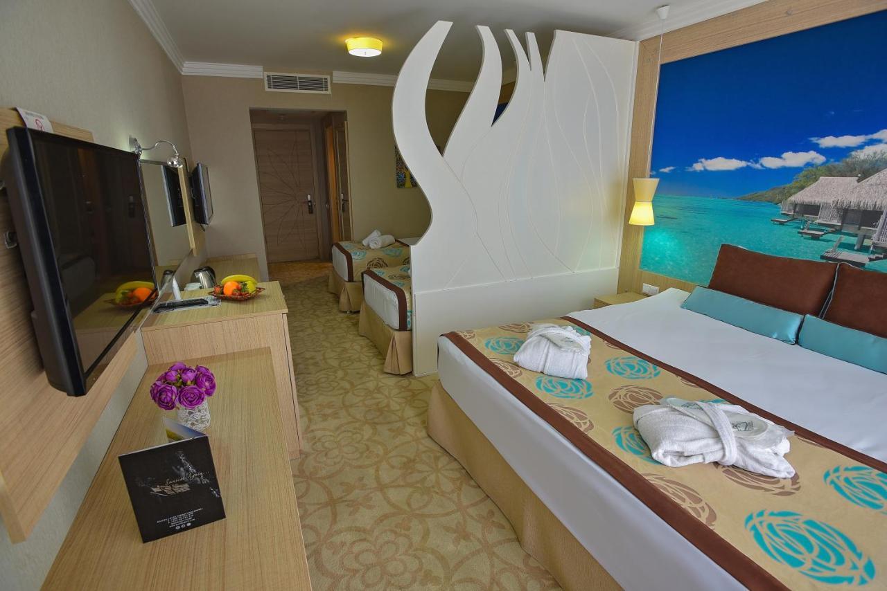 Hotel Izgrev Spa & Aquapark Струга Экстерьер фото