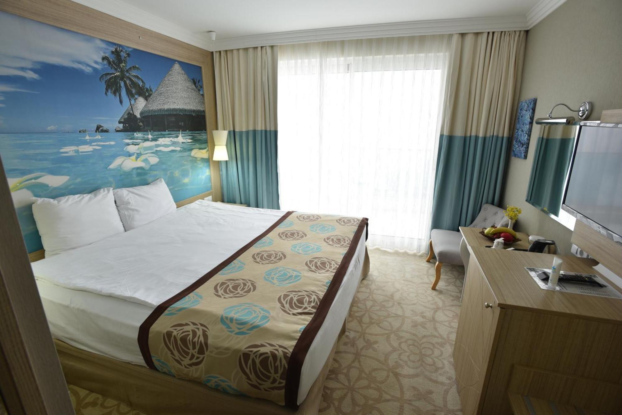 Hotel Izgrev Spa & Aquapark Струга Экстерьер фото