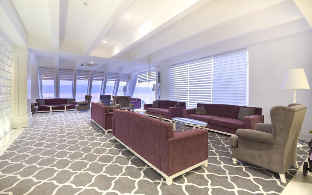 Hotel Izgrev Spa & Aquapark Струга Экстерьер фото